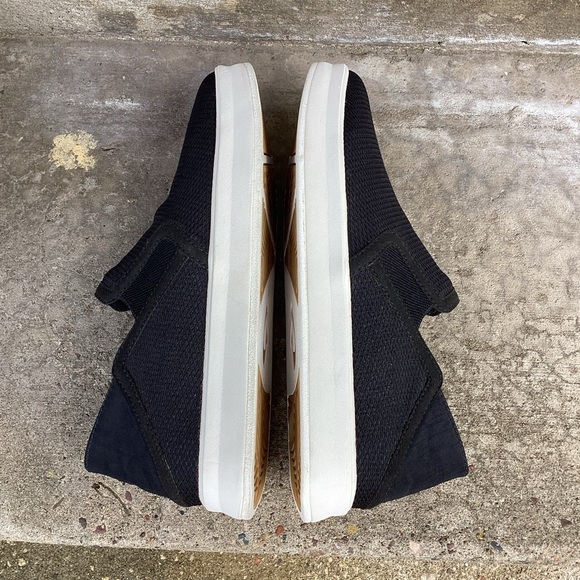 OluKai Women’s Ki‘ihele Slip-On Shoes – Black/White, Size 7 Style 20452-4040 - Picture 6 of 11